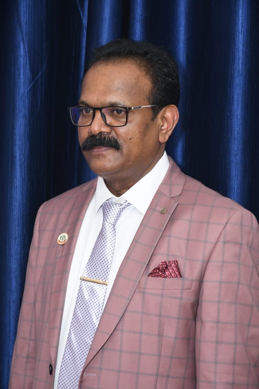 Dr. Anandaravi B N